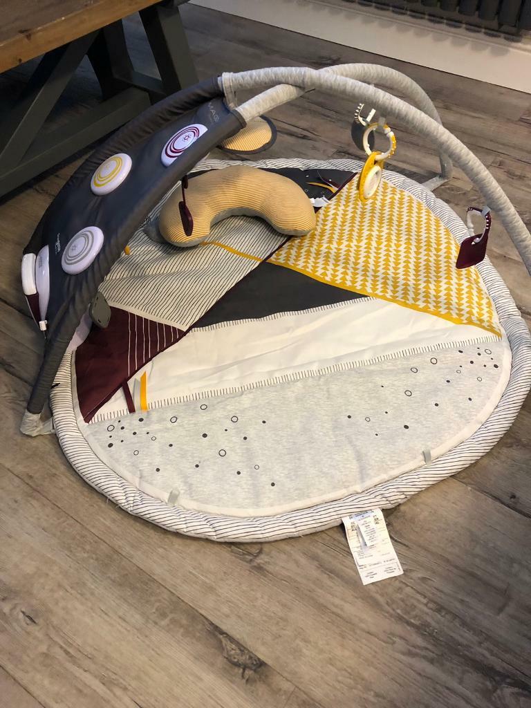wooden baby gym mamas and papas
